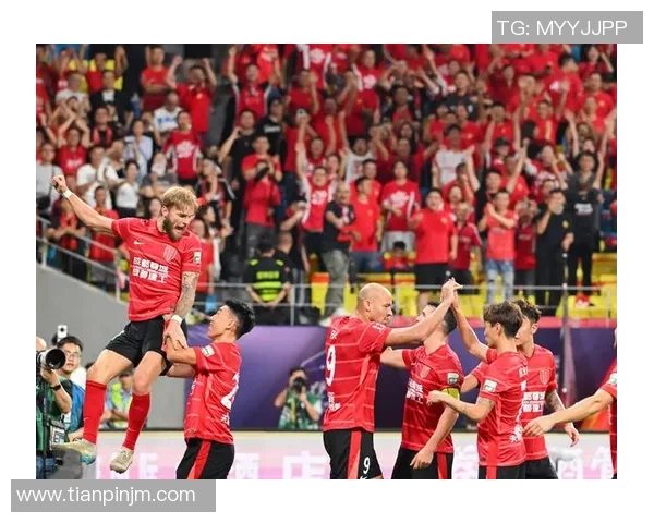 以成都蓉城为核心探索城市发展与足球精神融合的新路径