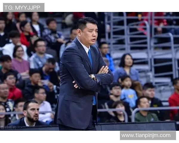 巩晓彬：从篮球场到教练席，他的篮球智慧与执教之路