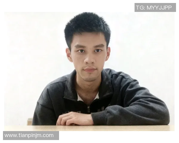 杨晨以坚韧与才华书写奋斗人生谱写新时代青年励志篇章